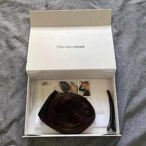 Sitting Pretty Medium brown #4 Halo